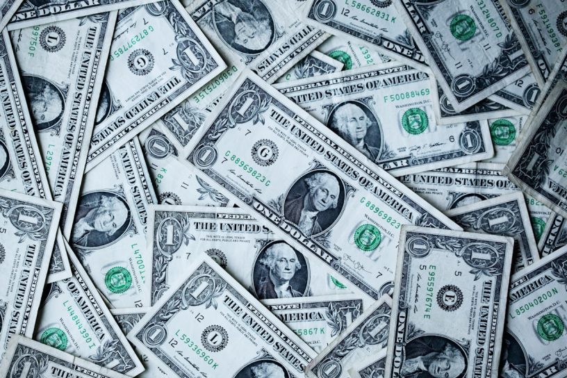 外汇平台出入金怎么操作？入金、出金流程与